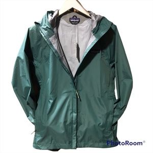 NWT Torrentshell 3L Hooded Rain Jacket in Regen Green (multiple sizes/colors)